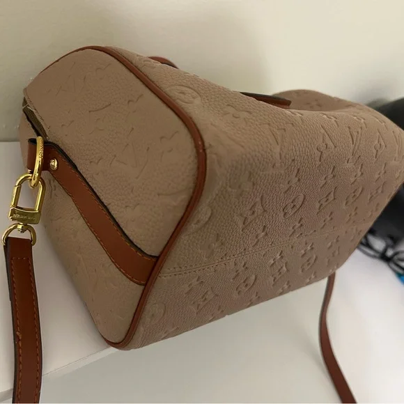 Fashion Designer Inspired Brown Beige Tan Handbag - Picture 10 of 13